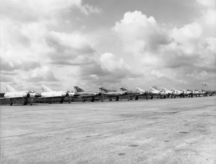 Framed Print : Dassault Mirage III / 3 Framed Print : Dassault Mirage III / 3