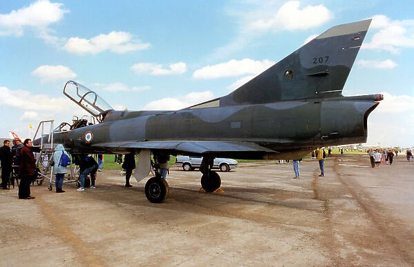 Dassault Mirage IIIB 207