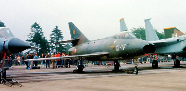 Dassault Super Mystere B2 12-YF
