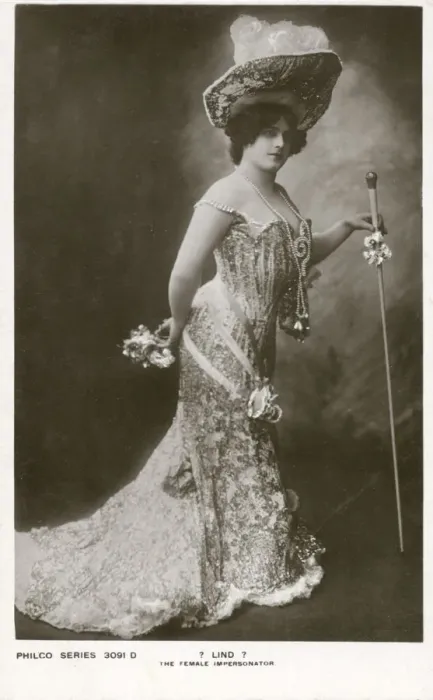 Framed Print : Date: circa 1910s Framed Print : Date: circa 1910s