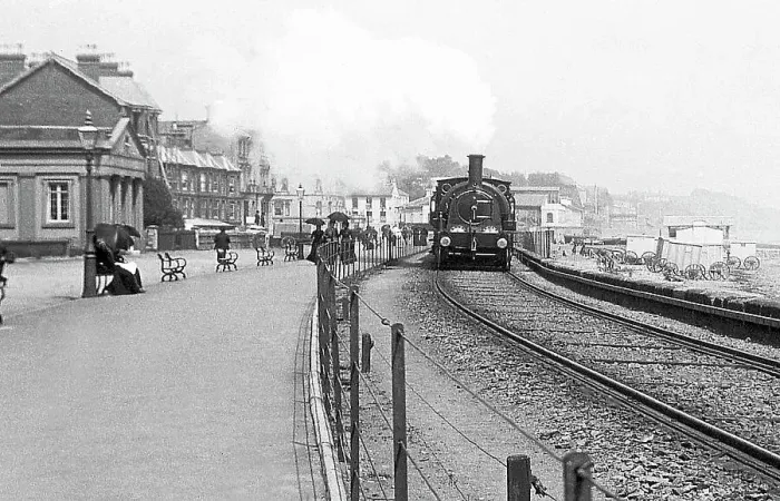 Framed Print : Dawlish broad gauge railway Framed Print : Dawlish broad gauge railway