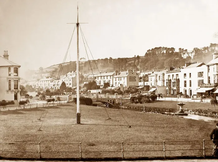 Framed Print : Dawlish devon Framed Print : Dawlish devon