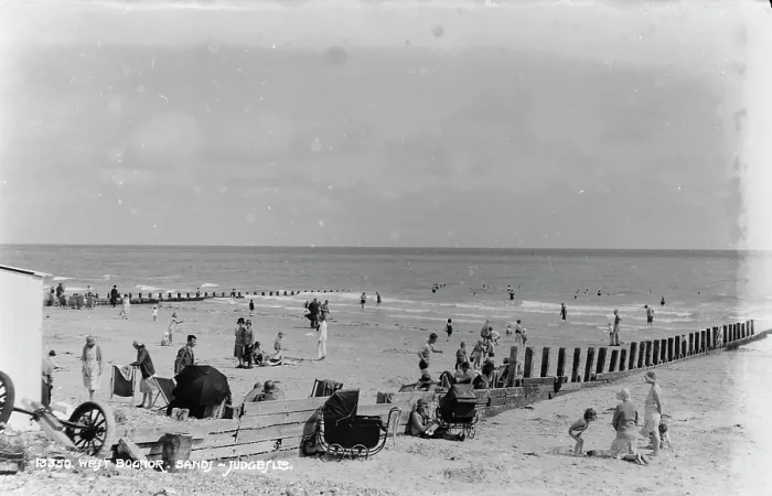 Framed Print : A Day at the Beach in West Bognor Framed Print : A Day at the Beach in West Bognor
