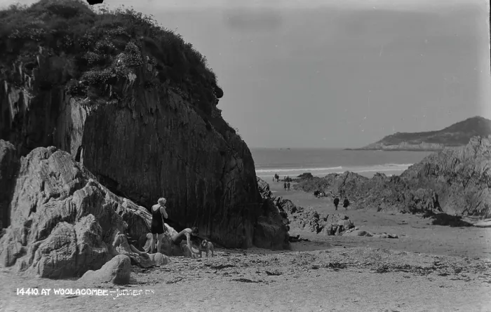 Framed Print : A Day at Woolacombe Beach Framed Print : A Day at Woolacombe Beach