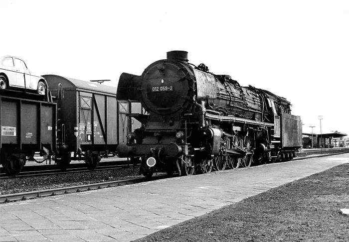 Framed Print : DB locomotive 012 059-2 Framed Print : DB locomotive 012 059-2