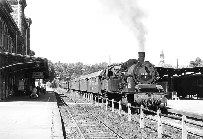 Framed Print : DB locomotive 076 453-9 Framed Print : DB locomotive 076 453-9