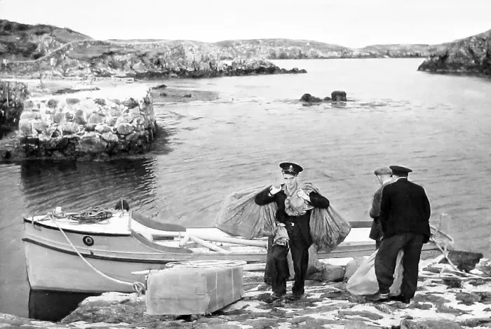 Framed Print : Delivering post to outer Western Isles, Scotland Framed Print : Delivering post to outer Western Isles, Scotland