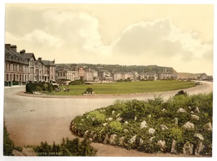 Framed Print : The den, Teignmouth, England Framed Print : The den, Teignmouth, England