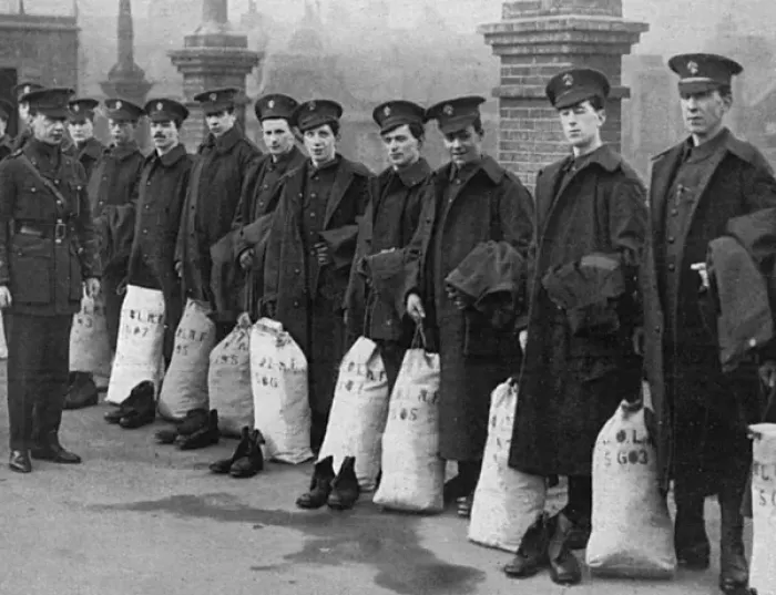 Framed Print : Derby recruits, 1916 Framed Print : Derby recruits, 1916