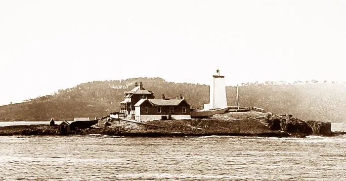 Framed Print : Derwent Lighthouse, Tasmania Framed Print : Derwent Lighthouse, Tasmania