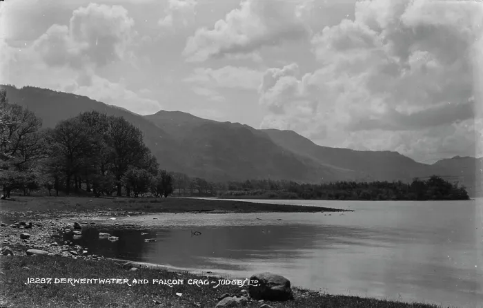 Framed Print : Derwentwater and Falcon Crag Framed Print : Derwentwater and Falcon Crag