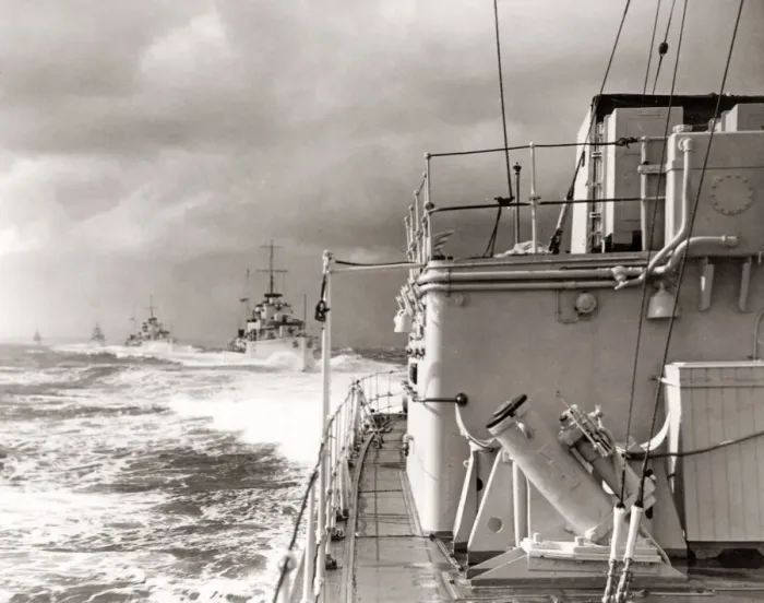 Framed Print : Destroyer Royal Navy on exercise, Mediterranean Sea, 1934 Framed Print : Destroyer Royal Navy on exercise, Mediterranean Sea, 1934