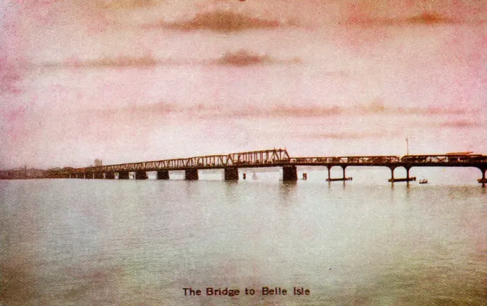 Framed Print : Detroit, Michigan, USA - The Bridge to Belle Isle Framed Print : Detroit, Michigan, USA - The Bridge to Belle Isle