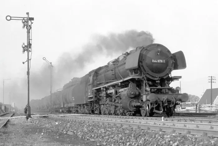 Framed Print : Deutsche Bundesbahn steam locomotive 044 678-1 Framed Print : Deutsche Bundesbahn steam locomotive 044 678-1