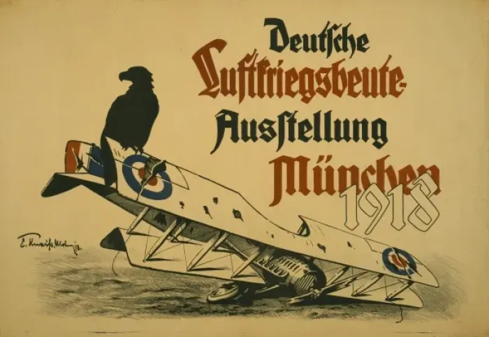 Framed Print : Deutsche Luftskriegsbeute Ausstellung Munchen 1918 Framed Print : Deutsche Luftskriegsbeute Ausstellung Munchen 1918