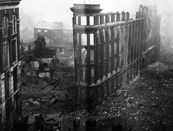 Framed Print : Devastation at Southwark Street and Summer Street, London Framed Print : Devastation at Southwark Street and Summer Street, London