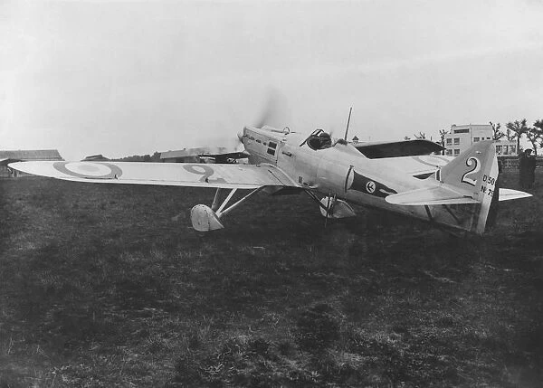 Dewoitine D-500. A Dewoitine D-500 Fighter Taxiing on the Grass Date: 1930s