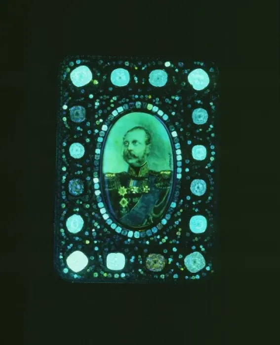Framed Print : Diamonds fluorescing Framed Print : Diamonds fluorescing