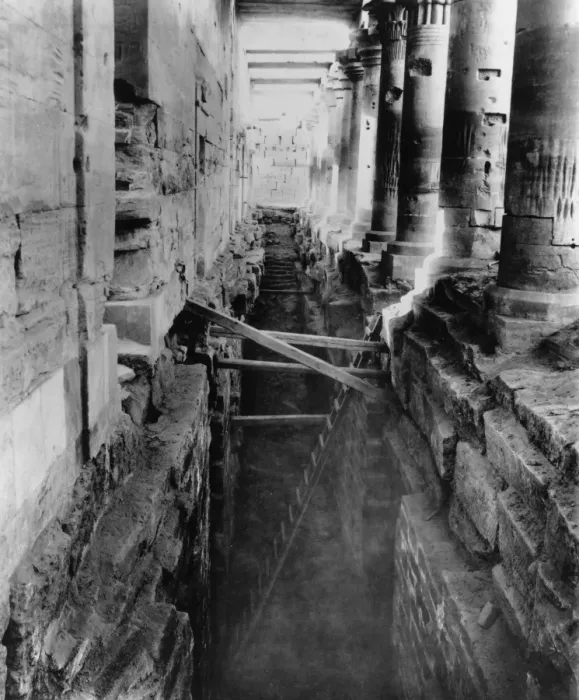 Framed Print : Dilapidated Philae temple interior Framed Print : Dilapidated Philae temple interior