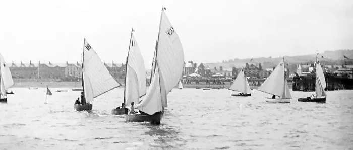 Framed Print : Dinghy racing at Teignmouth, probably 1930s Framed Print : Dinghy racing at Teignmouth, probably 1930s