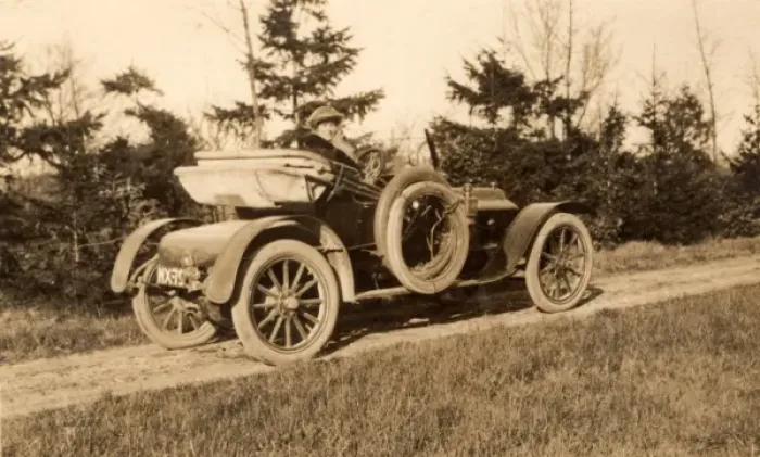 Framed Print : A De Dion Bouton car Framed Print : A De Dion Bouton car