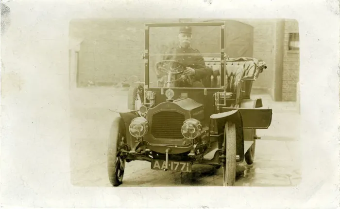 Framed Print : De Dion Bouton Vintage Car Framed Print : De Dion Bouton Vintage Car