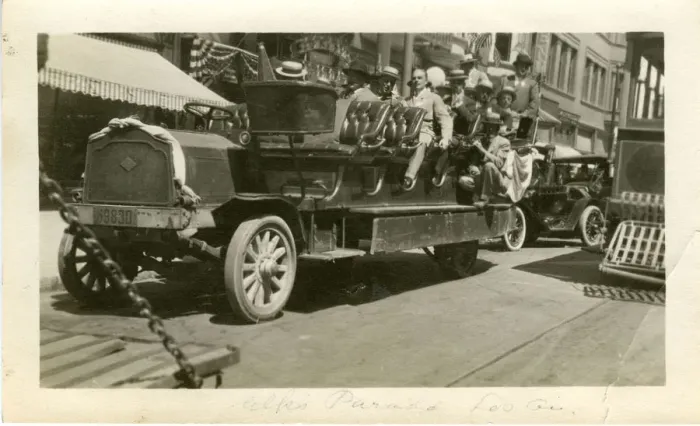 Framed Print : De Dion Bouton Vintage Charabanc Framed Print : De Dion Bouton Vintage Charabanc