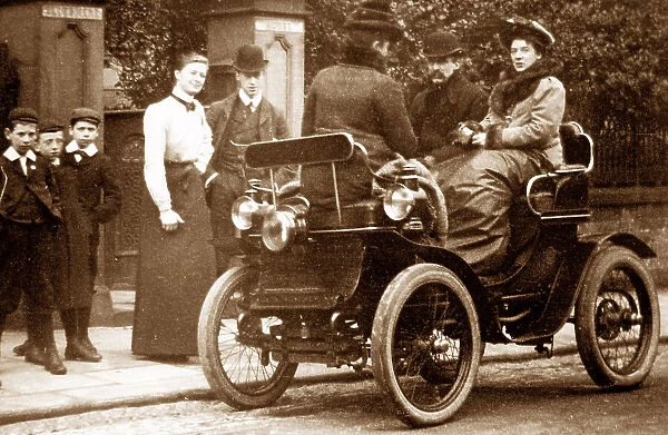 De Dion Car in Clarendon Street, Nottingham in 1900