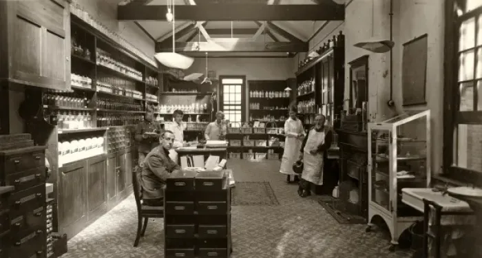 Framed Print : Dispensary, Napsbury War Hospital, Hertfordshire Framed Print : Dispensary, Napsbury War Hospital, Hertfordshire