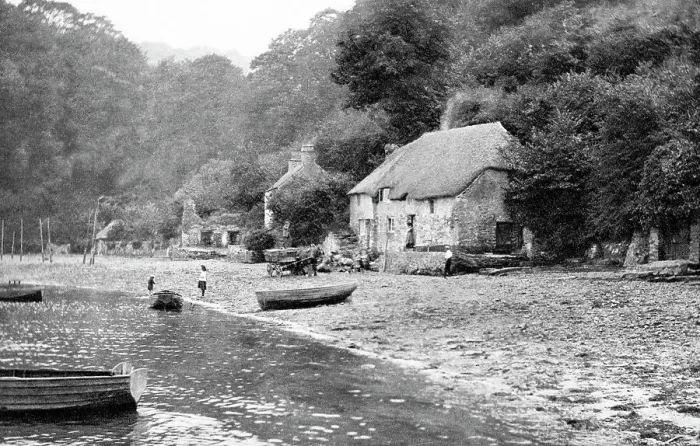 Framed Print : Dittersham on Dart early 1900's Framed Print : Dittersham on Dart early 1900's