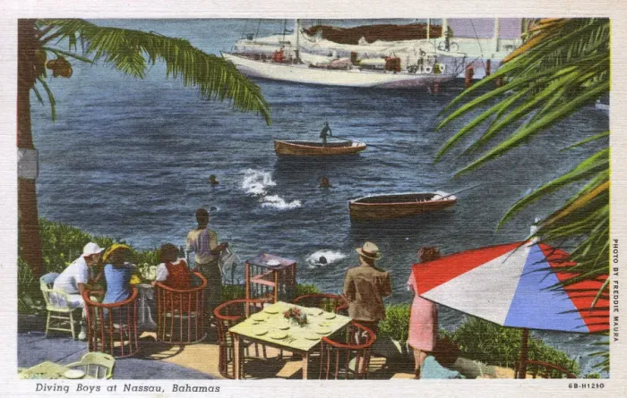 Framed Print : Diving boys at Nassau, Bahamas Framed Print : Diving boys at Nassau, Bahamas