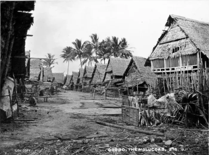 Framed Print : Dobbo, Arru Island, Moluccas, Indonesia