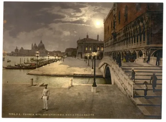 Framed Print : Doges Palace and St. Marks by moonlight, Venice, Italy Framed Print : Doges Palace and St. Marks by moonlight, Venice, Italy