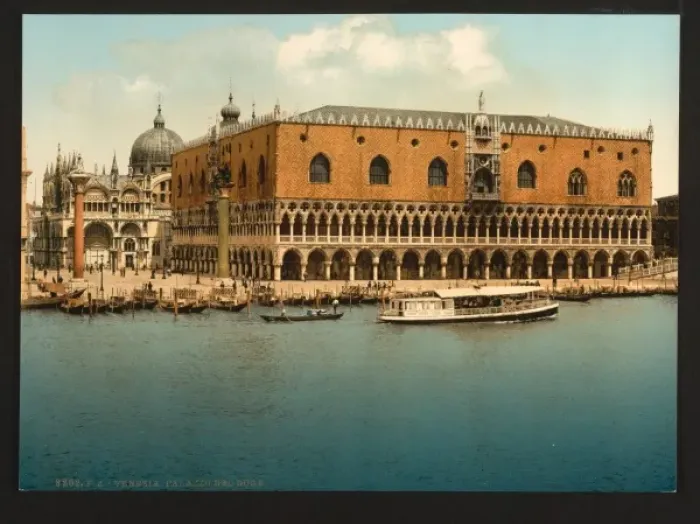 Framed Print : The Doges Palace, Venice, Italy Framed Print : The Doges Palace, Venice, Italy