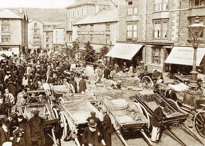 Framed Print : Dolgellau Fair early 1900s Framed Print : Dolgellau Fair early 1900s