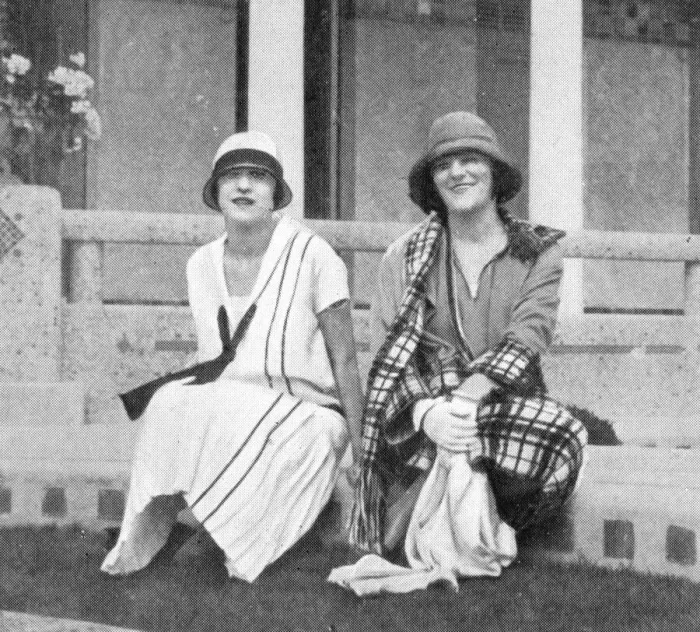 Framed Print : One of the Dolly Sisters and Alice Delysia at Deauville, France, 1925 Date: 1925 Framed Print : One of the Dolly Sisters and Alice Delysia at Deauville, France, 1925 Date: 1925