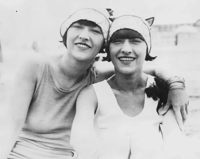 Framed Print : The Dolly Sisters in Deauville between engagements, 1926 Framed Print : The Dolly Sisters in Deauville between engagements, 1926