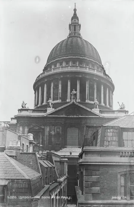 Framed Print : The Dome of St. Paul's Cathedral Framed Print : The Dome of St. Paul's Cathedral