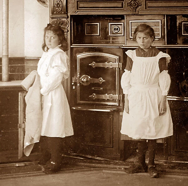 Domestic servants, England, Victorian period