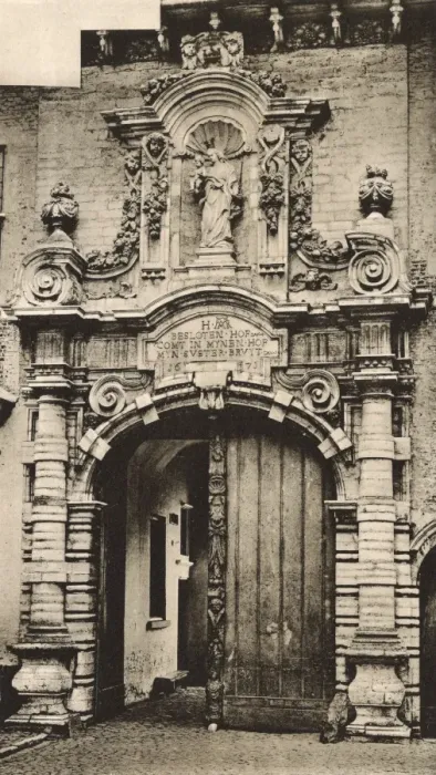 Framed Print : Doorway of the Beguinage, Diest, Belgium Framed Print : Doorway of the Beguinage, Diest, Belgium
