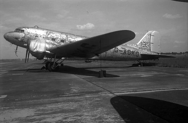 Douglas DC-3 G-AGKG BOAC LAP 1949