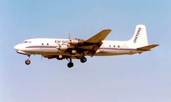Framed Print : Douglas DC-6A G-APSA Framed Print : Douglas DC-6A G-APSA