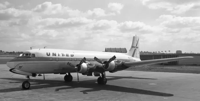 Framed Print : Douglas DC-6B N37557 Framed Print : Douglas DC-6B N37557