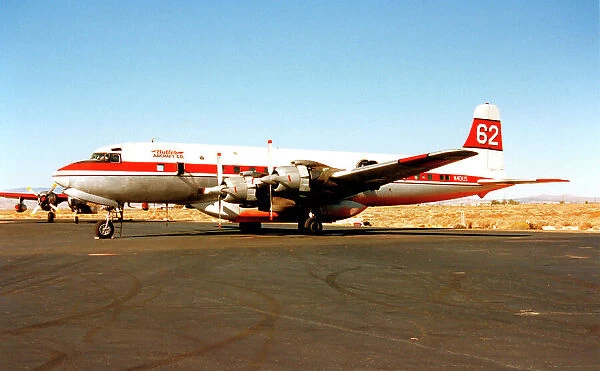 Douglas DC-7 N401US