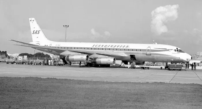 Framed Print : Douglas DC-8-62 SE-DBG Framed Print : Douglas DC-8-62 SE-DBG