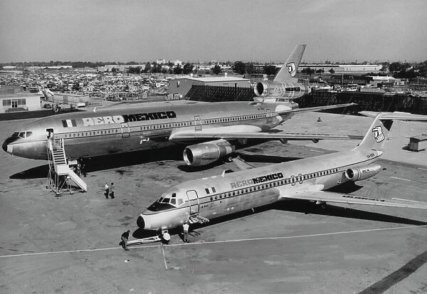 Douglas DC-9 30 & DC-10 30 of AeroMexico