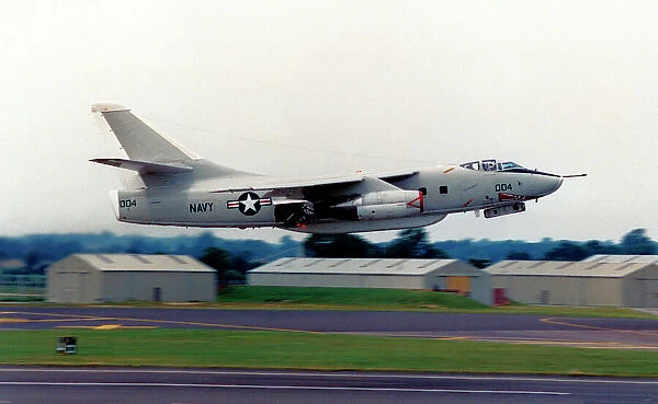 Douglas EA-3B Skywarrior 146454