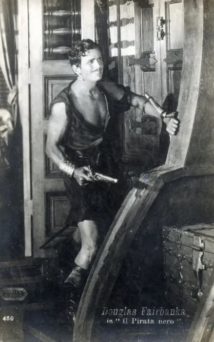 Framed Print : Douglas Fairbanks in The Black Pirate Framed Print : Douglas Fairbanks in The Black Pirate