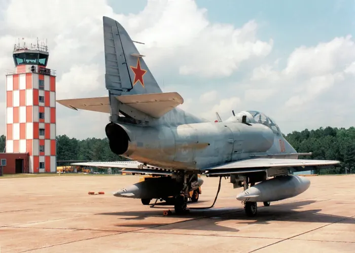 Framed Print : Douglas TA-4F Skyhawk 154342 Framed Print : Douglas TA-4F Skyhawk 154342