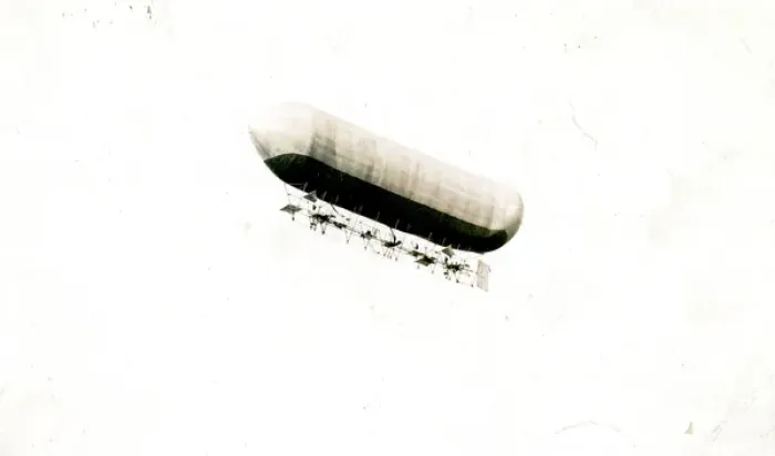 Framed Print : Dr F. A. Barton?s airship of 1905 / 6 Framed Print : Dr F. A. Barton?s airship of 1905 / 6
